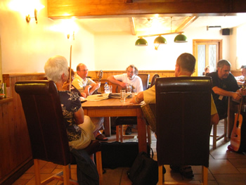 pub session 09